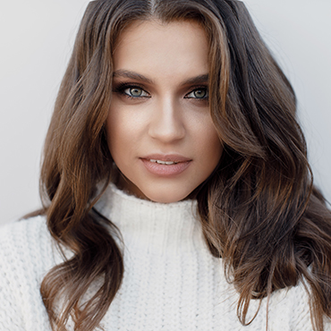 Jakie fryzury wyszczuplają twarz?